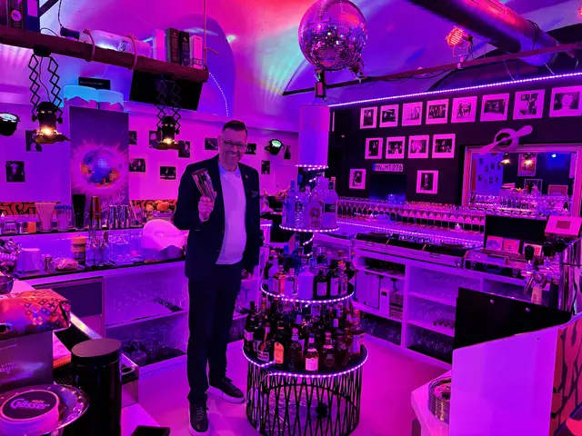 Markus Thanner eröffnet am Mittwoch den "Le Wave Club" in den Räumlichkeiten des ehemaligen "Legend". | Foto: MeinBezirk/Astrid Moder