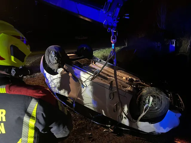 Menschenrettung nach Verkehrsunfall