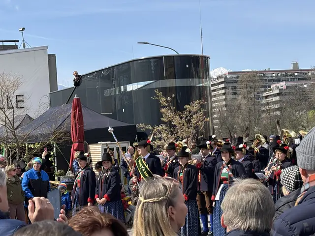 Einmarsch der Stadtmusikkapelle Hötting. | Foto: MeinBezirk