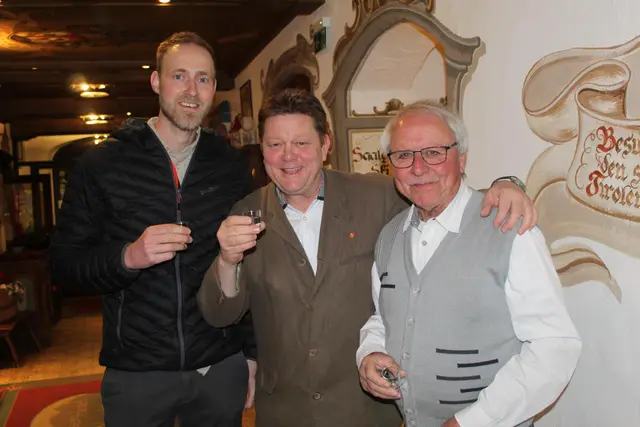 Impressionen Begrüßung am Eingang. | Foto: Sabine Trabi; Friedl Schwaighofer; Anneliese Hechenberger