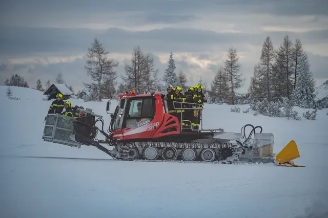 Foto: TEAM FOTOKERSCHI/ FEUERWEHR HINTERSTODER