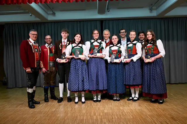 Klasse 4 - hier wird stehend frei geschossen | Foto: Hassl