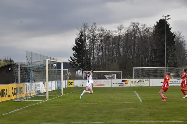 Traumtor zum Ausgleich: Lilla Sipos knallt den Ball unter die Latte | Foto: MeinBezirk/Michael Strini
