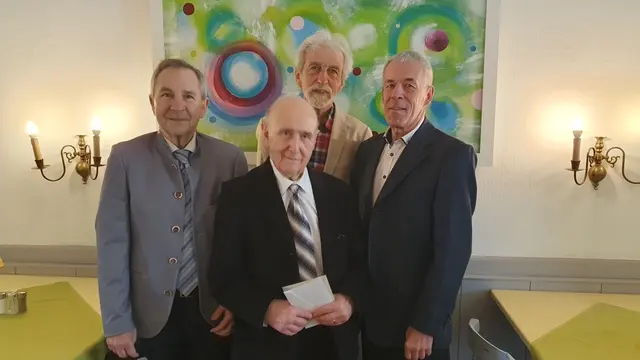 Herwig Daucher, Wolfgang Exler, Ludwig Wernhart und Rudolf Schrefel (Bildmitte). | Foto: Marktgemeinde Ulrichskirchen-Schleinbach