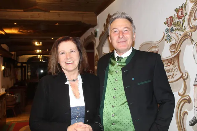 Impressionen Begrüßung am Eingang. | Foto: Sabine Trabi; Friedl Schwaighofer; Anneliese Hechenberger