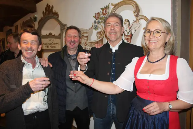 Impressionen Begrüßung am Eingang. | Foto: Sabine Trabi; Friedl Schwaighofer; Anneliese Hechenberger