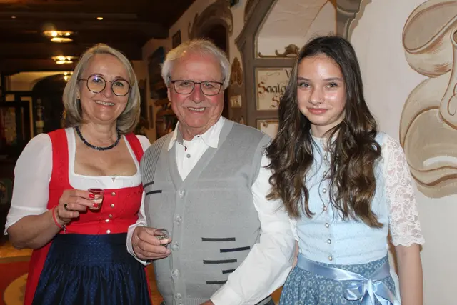 Impressionen Begrüßung am Eingang. | Foto: Sabine Trabi; Friedl Schwaighofer; Anneliese Hechenberger