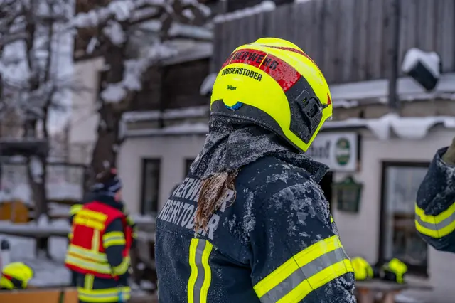 Foto: TEAM FOTOKERSCHI/ FEUERWEHR HINTERSTODER