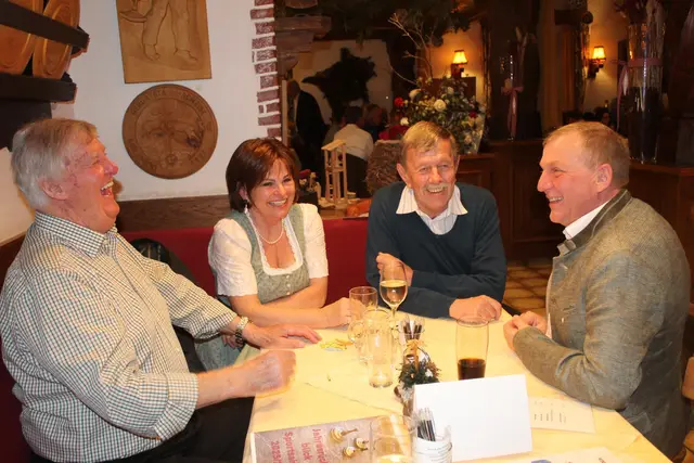 Ballsaal Impressionen Saison Abschlussball 2026 | Foto: Sabine Trabi; Friedl Schwaighofer; Anneliese Hechenberger