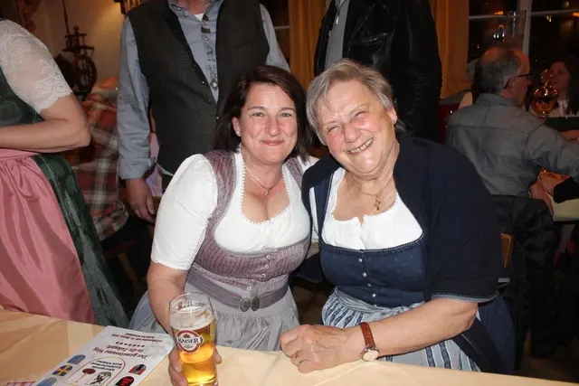 Ballsaal Impressionen Saison Abschlussball 2026 | Foto: Sabine Trabi; Friedl Schwaighofer; Anneliese Hechenberger