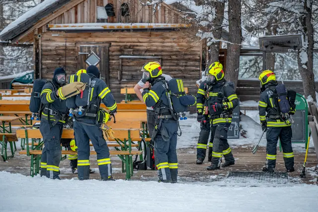 Foto: TEAM FOTOKERSCHI/ FEUERWEHR HINTERSTODER