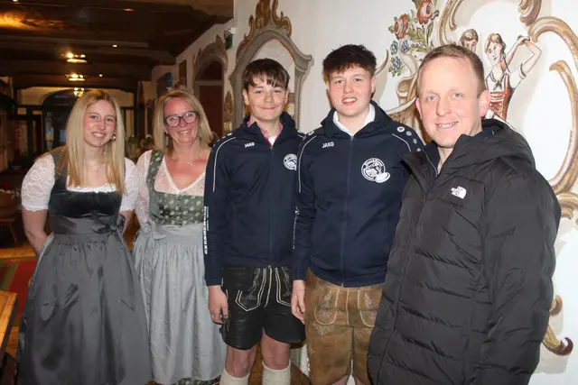 Impressionen Begrüßung am Eingang. | Foto: Sabine Trabi; Friedl Schwaighofer; Anneliese Hechenberger