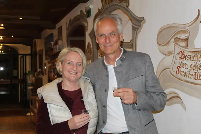 Impressionen Begrüßung am Eingang. | Foto: Sabine Trabi; Friedl Schwaighofer; Anneliese Hechenberger