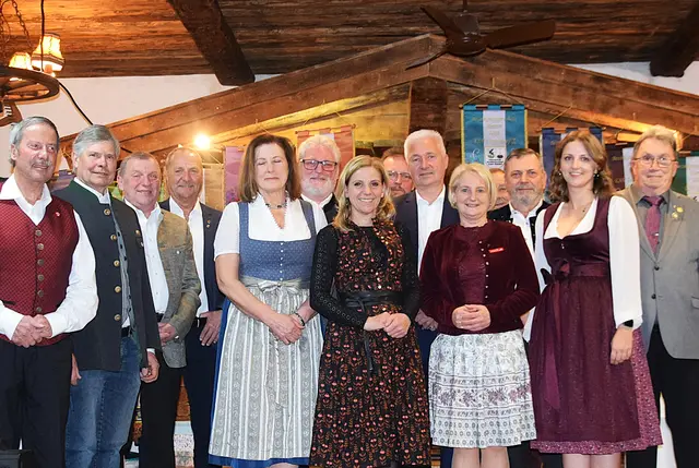 150 Geehrte und 11 großartige Ehrengäste