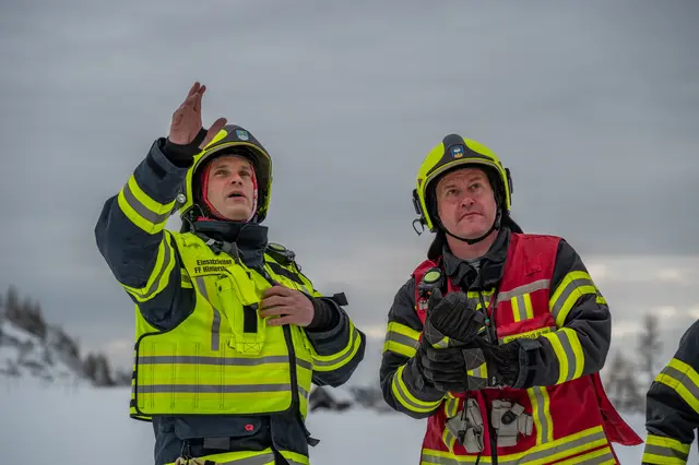 Foto: TEAM FOTOKERSCHI/ FEUERWEHR HINTERSTODER
