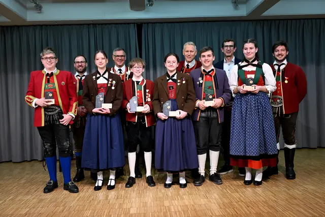 Die sechs Bestplatzierten in der Klasse 3 | Foto: Hassl