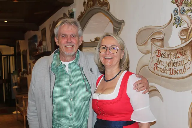 Impressionen Begrüßung am Eingang. | Foto: Sabine Trabi; Friedl Schwaighofer; Anneliese Hechenberger