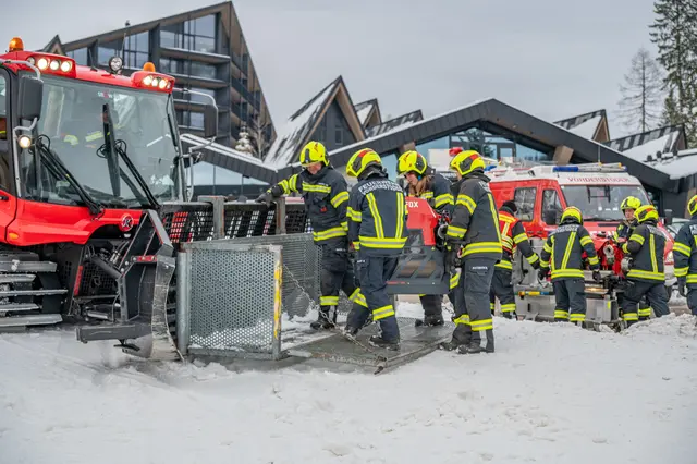 Foto: TEAM FOTOKERSCHI/ FEUERWEHR HINTERSTODER