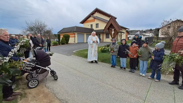 Palmprozession beim König-Kreuz in Lafnitz