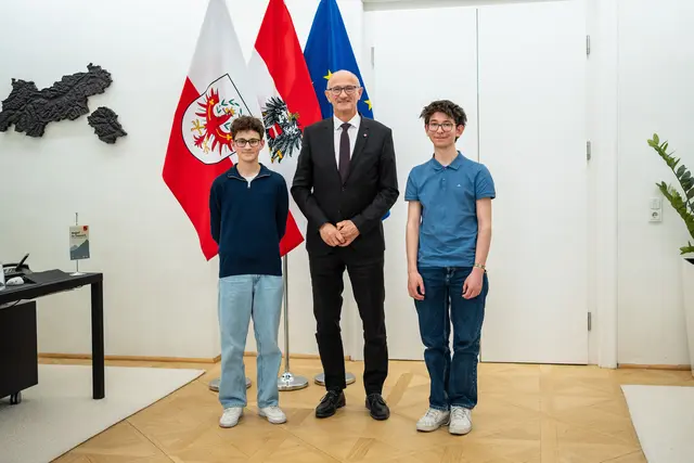 Landeshauptmann Mattle über Galtür, Wurstsemmeln und die Jugend