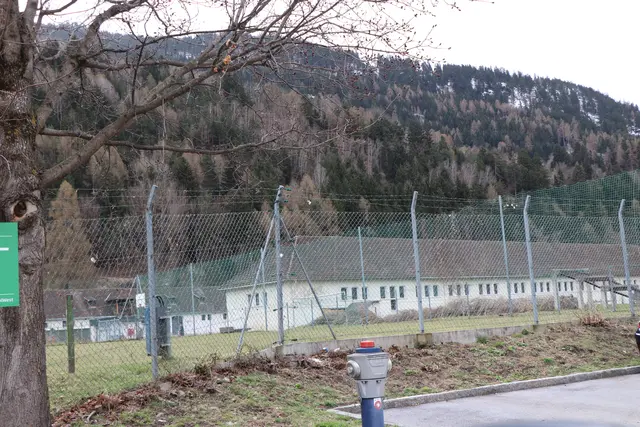 In diesem Bereich soll zukünftig die Wache stationiert sein. Hier entsteht auch die neue Einfahrt. | Foto: Thomas Seelos