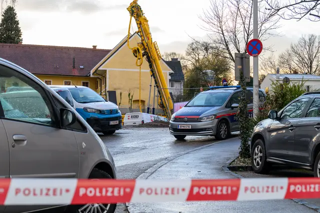 Das Gelände wurde im Umkreis von 250 Metern abgesperrt – auch Wohnhäuser wurden evakuiert. | Foto: Fotokerschi