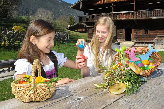 Große Ostereiersuche im Museum Tiroler Bauernhöfe