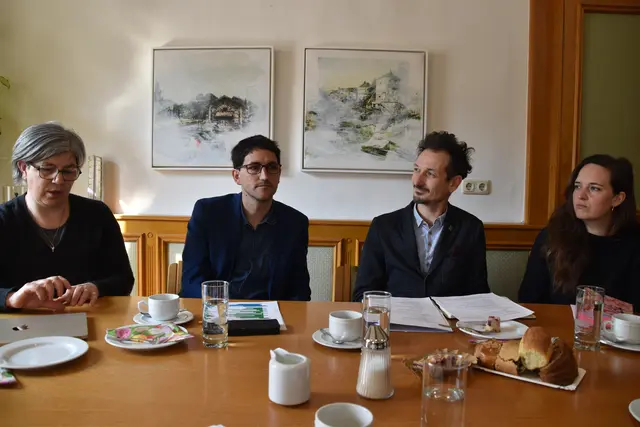 Lenken seit einem Jahr die Geschicke der Stadt Scheibbs: Eva Hottenroth und David Pöcksteiner (SPÖ) sowie Joseph Hofmarcher und Alice Obermann (BUGS) | Foto: Roland Mayr/MeinBezirk Scheibbs