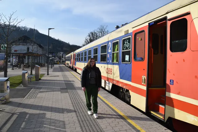 Nicole Lugbauer aus Miesenbach pendelt mit dem Auto und mit dem Zug zu ihrem Arbeitsplatz in Melk. | Foto: Roland Mayr/MeinBezirk Scheibbs