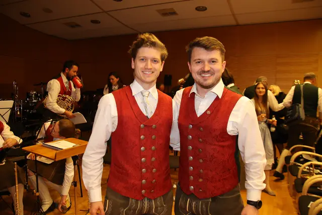 Kapellmeister Michael Krampl und Obmann Lukas Hagenauer.