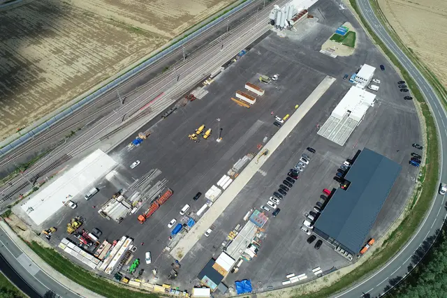 An der ehemaligen Einrichtungsbaustelle für den Koralmtunnel (nahe des Bahnhofs) hätte Wettmannstätten einen Gleisanschluss an die Koralmbahn. | Foto: Rhomberg Bahntechnik