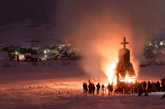 Im Lungau erleuchten wieder vielerorts Osterfeuer. | Foto: Lungauer Volkskultur