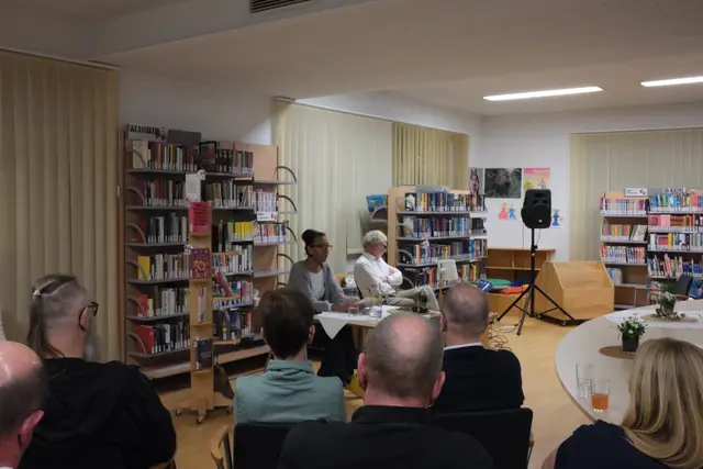 Bewegende Lesung mit Jennifer Teege in Weyer