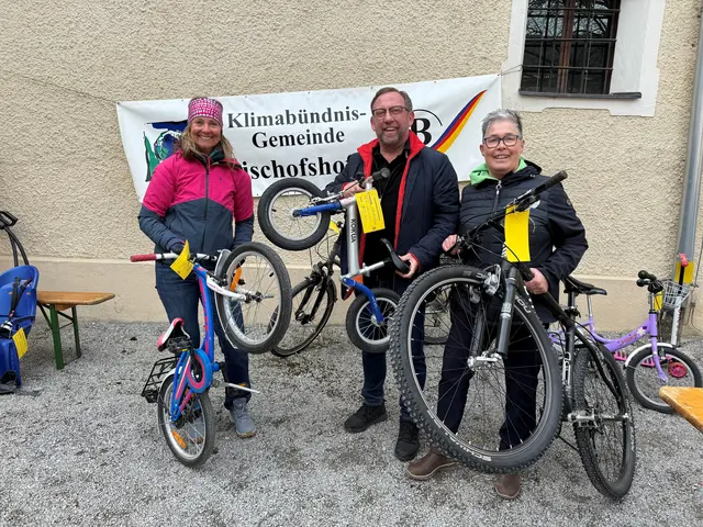 Fahrradflohmarkt im Kastenhof wieder gut besucht