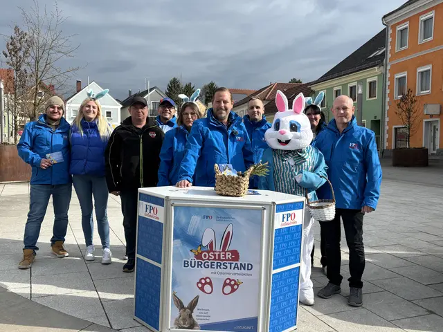 Wieder stark vertreten, die Ortsgruppe Gallneukirchen mit Rainer Deischinger (vorne Mitte) mit Team und Osterhase. | Foto: FPÖ UU