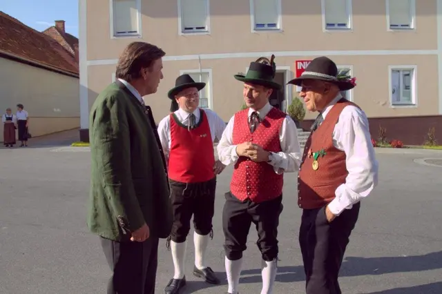 Christian Lind und Blasmusik-Kollegen im Gespräch mit dem einstigen Landshauptmann Franz Voves. | Foto: Privat