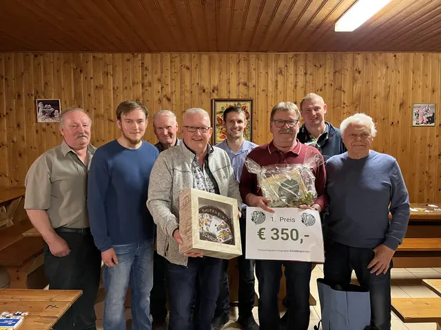 Karl und Markus Riegler, Fuchs Hans, Franz Kaltenegger, Obmann Patrick Hochhofer, Hans Breineder, Martin Lechner und Karl Mundl (Personen von links) | Foto: Alexander Ungersböck