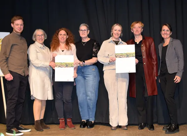 Verleihung der Zertifikate: Philipp Moll, Daniela Brandstätter, Monika Fricke-Inwinkl, Judith Raffler (Sprengel Pillersee), Anja Gunschl, Dagmar Stöckl-Berger (Sprengel St. Johann) und Gabriele Ziller (v. li.).
 | Foto: Roswitha Wörgötter