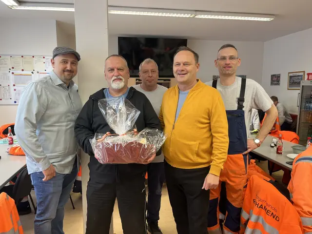 Stadtamtsdirektor Manuel Freist, Ernst Meszaros, Wirtschaftshof-Leiter Christian Kugler, Bürgermeister Thomas Ram, Wirtschaftshofleiter-Stellvertreter Michael Greimel. | Foto: Stadtgemeinde Fischamend