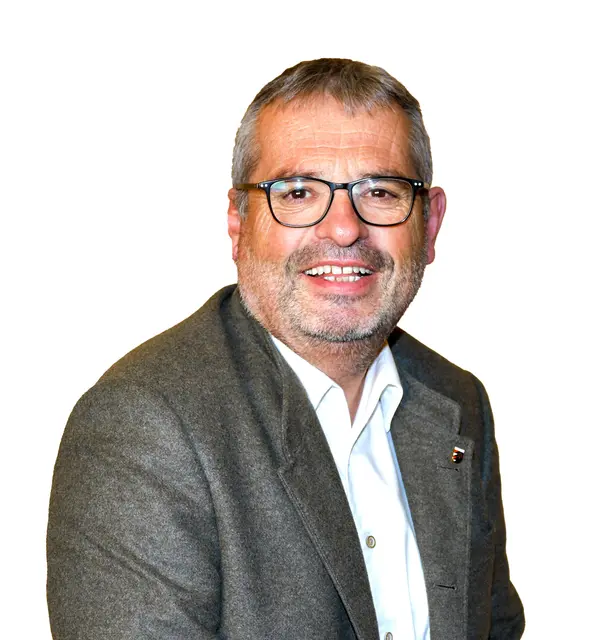 Bürgermeister Walch bleibt trotz steigenden Herausforderungen positiv.  | Foto: Gemeinde Inzing