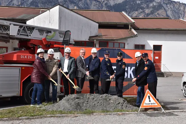 Spatenstich für Ausbau der Feuerwehrinfrastruktur in Arnoldstein