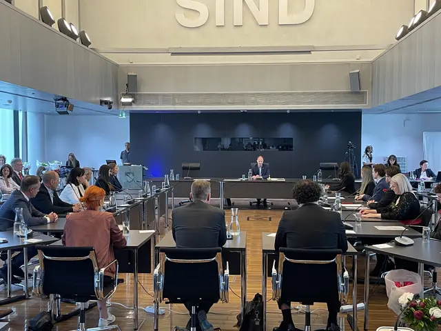 Der Follow up Bericht des Stadtrechnungshofs bietet umfassenden Einblick in die städtische Verwaltung. Im Fokus u.a. die LernApp "Innsbruck gemeinsam". | Foto: Lisa Kropiunig