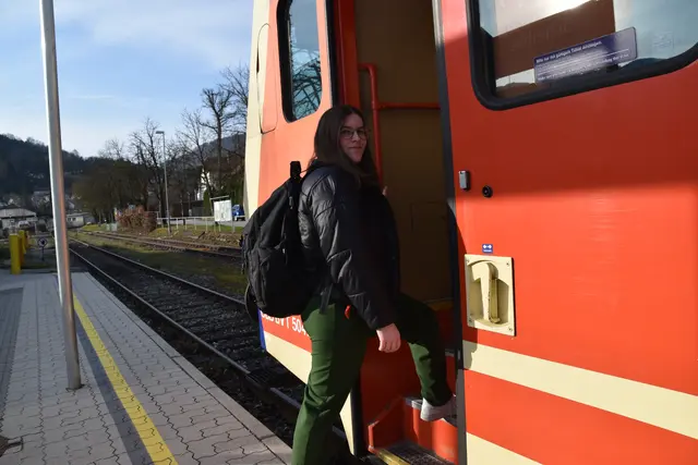 Nicole Lugbauer aus Miesenbach pendelt mit dem Auto und mit dem Zug zu ihrem Arbeitsplatz in Melk. | Foto: Roland Mayr/MeinBezirk Scheibbs