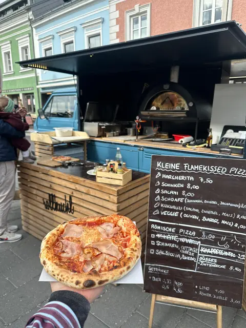Loises Pizza Chef übernimmt legendäre Rollkuchl in Ottensheim