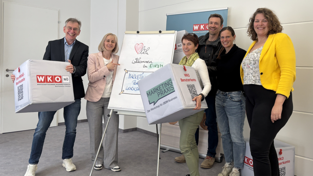 Workshop-Leiter Peter Dollack mit Elisabeth Mohnl, Barbara Vanicek, Alois Lashofer, Monika Enne und Marlene Gallistl | Foto: WKNÖ