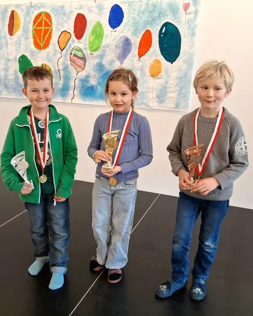 1. Klasse Silber; Ben Hauser, Klassenmeisterin Emilia Falkner, Bronze Max Zoubek.