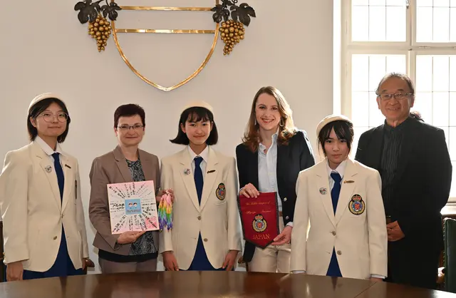 Besuch im Rathaus. | Foto: Pohl
