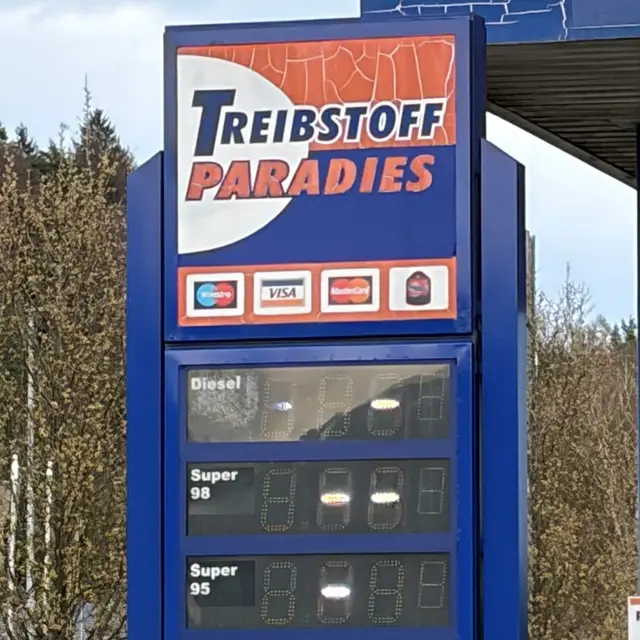 B70 - GU: Seiersberg bis VO: Köflach
Köflach – Treibstoff Paradies
29.03.: Diesel: € 2,148 / Super 95: € 1,815
30.03.: Diesel: € 2,289 / Super 95: € 1,939
01.04.: Diesel: € 2,229 / Super 95: € 1,899
2. April 2026: Diesel € 2,049 / Super 95: € 1,709 (Preissenkung eingehalten)
 | Foto: Kirchengast
