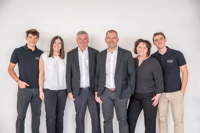Im Autozentrum Harb steht ein umfangreiches Team an drei Standorten bereit, um sich um alle Anliegen rund um das Automobil zu kümmern. | Foto: Alexandra B.