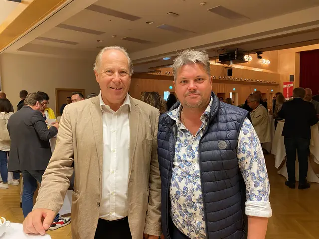 Die beiden "Pendlerexperten" AK-Rat Peter Kirchengast (li) als FCG-RV f.d. Steir. Zentralraum und AK-Rat Walter Semlitsch (re) als Obmann der Steir. Pendlerinitiative.  | Foto: FCG-GU